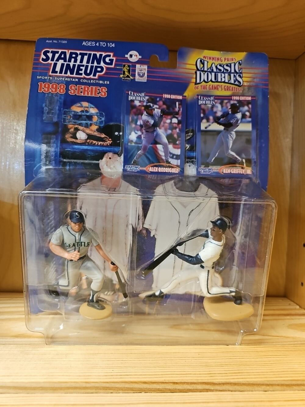 1998 Starting Lineup Alex Rodriguez Ken Griffey Jr. Classic Doubles Card/Figures